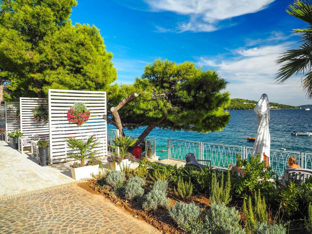 Salve Croatia Mobile Homes In Amadria Park Trogir Seget Vranjica Exterior foto