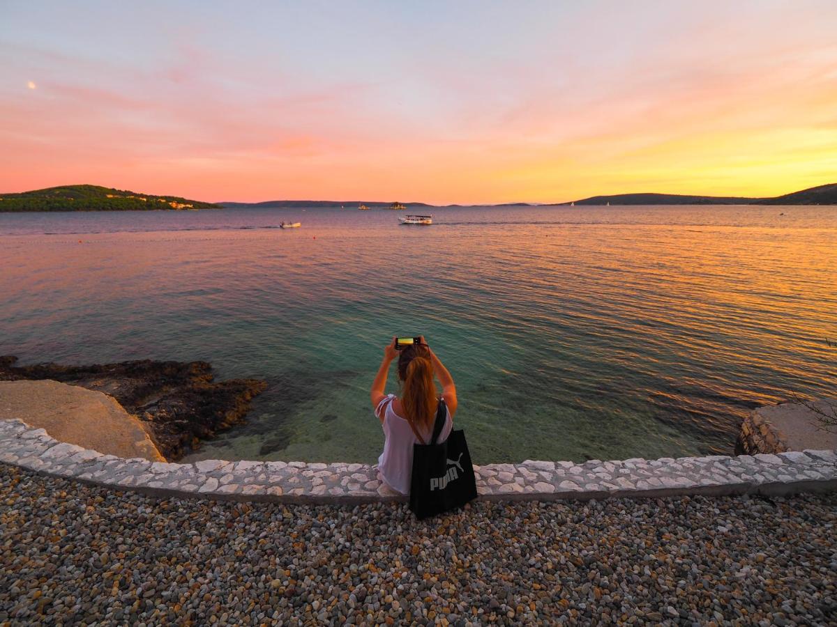 Salve Croatia Mobile Homes In Amadria Park Trogir Seget Vranjica Exterior foto